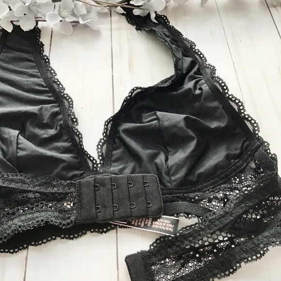 2/$25❤ Victoria’s Secret Long Line Halter Bralette - Picture 3 of 4